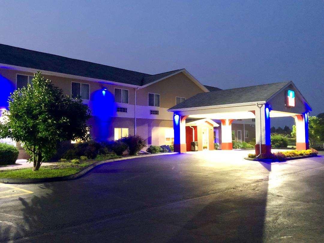 Hotel Surestay By Western