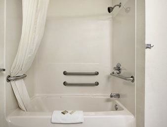 Hotel Surestay Plus By Best Western Bettendorf