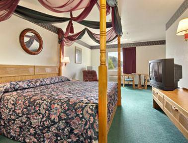 Surestay By Western Hotel 3*